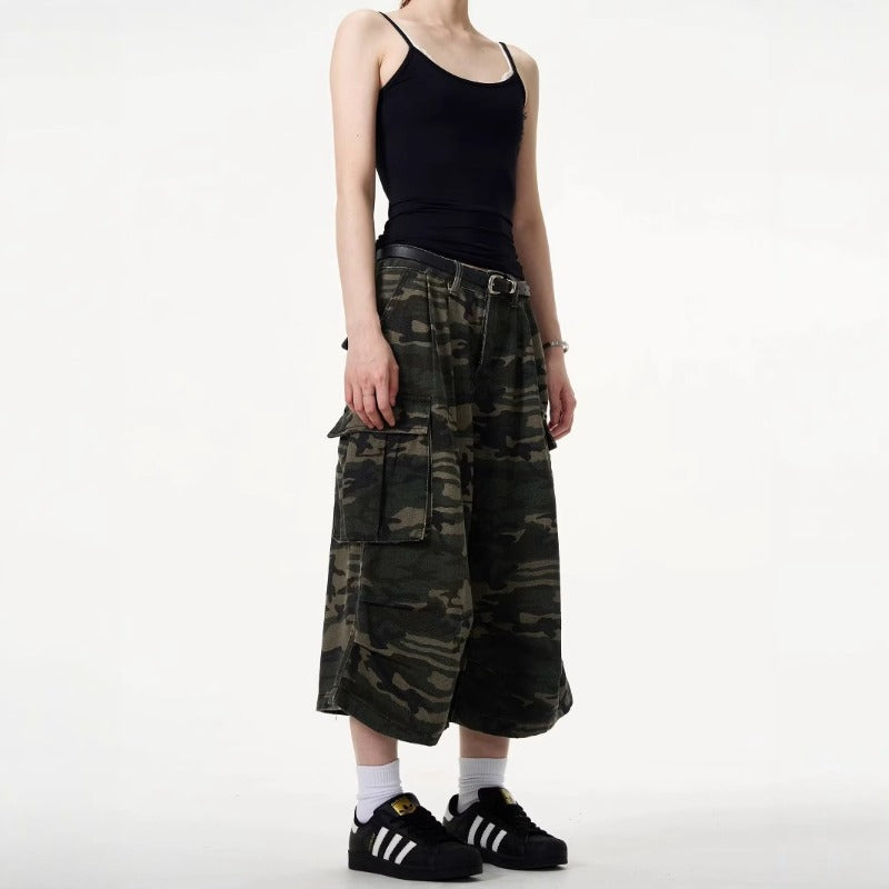 Women's jeans retro women's summer loose seven-point camouflage pants