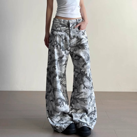 Women jeans camouflage loose