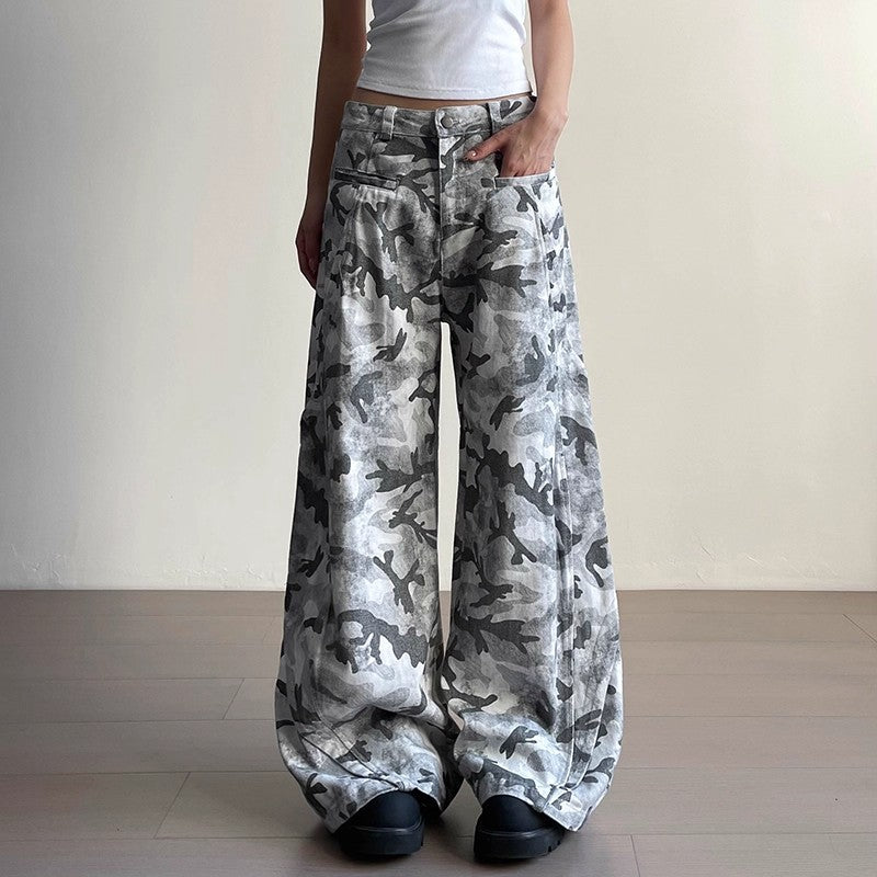 Women jeans camouflage loose