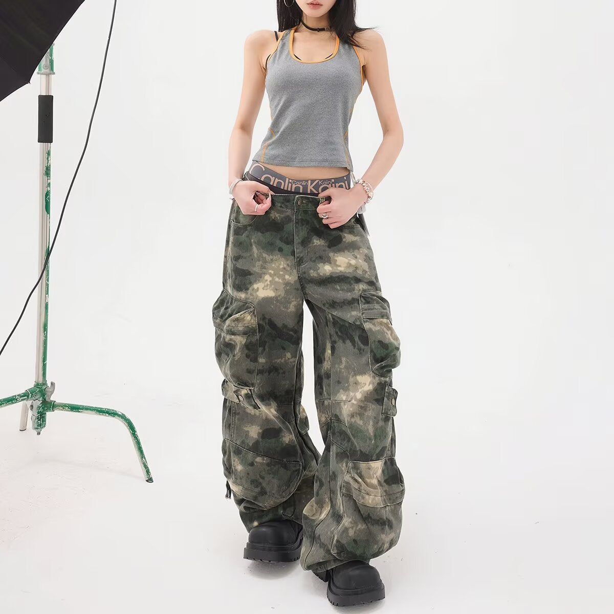 Women jeans retro camouflage loose
